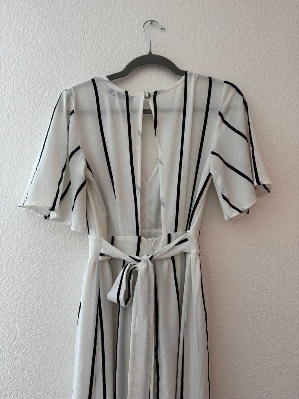 Striped V-Neck Shorts- Jumpsuit in Cream/Black - Picture 3 of 3